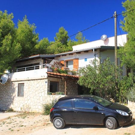 Apartments With A Parking Space Rukavac, Vis - 2444 Рукавац Экстерьер фото
